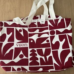 Vuori limited addition holiday Graphic Tote Bag